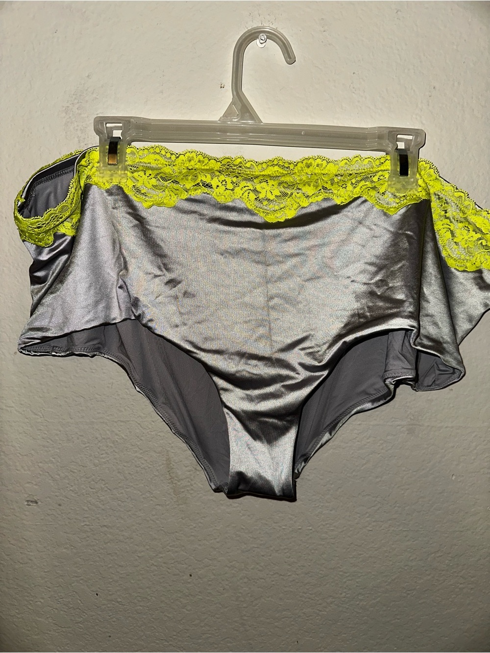 Skims lace swim boyshort color chrome size 4X BNWT